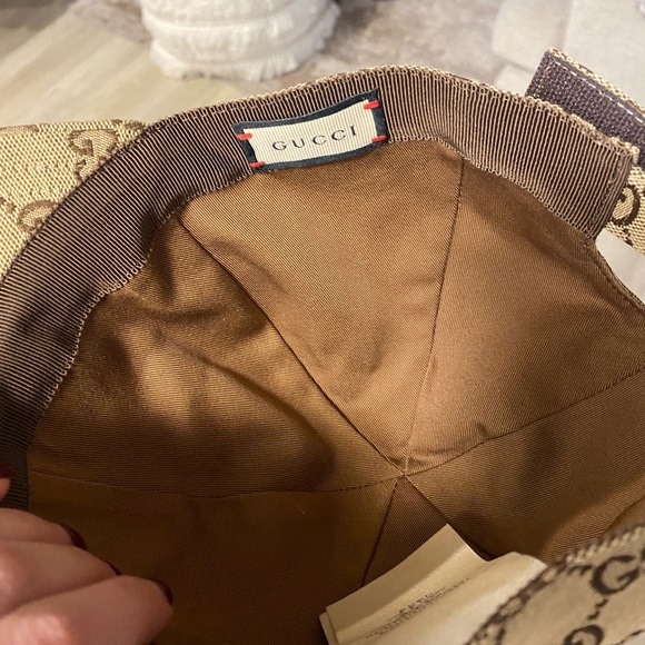 Gucci hat .. worn once - Picture 4 of 5